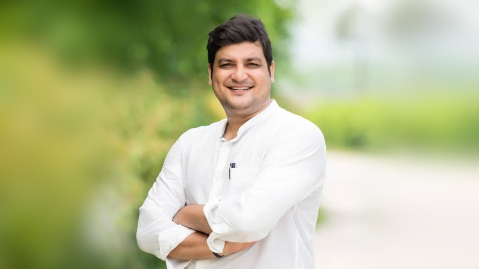 Samajwadi Spokesperson Manish Singh