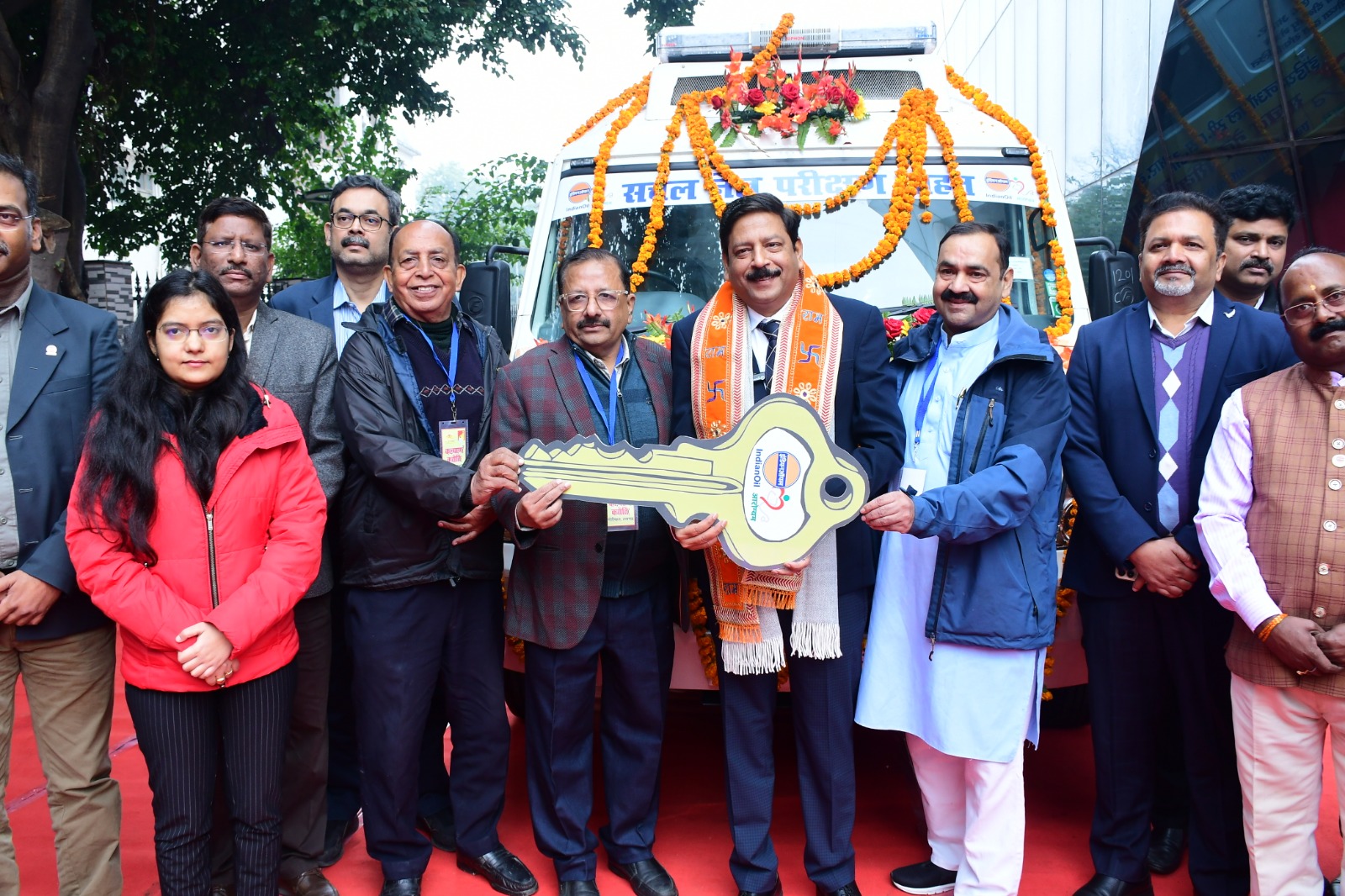 Ayodhya: Mobile eye testing vehicle will go from village to village to bring light in the dark lives of people.