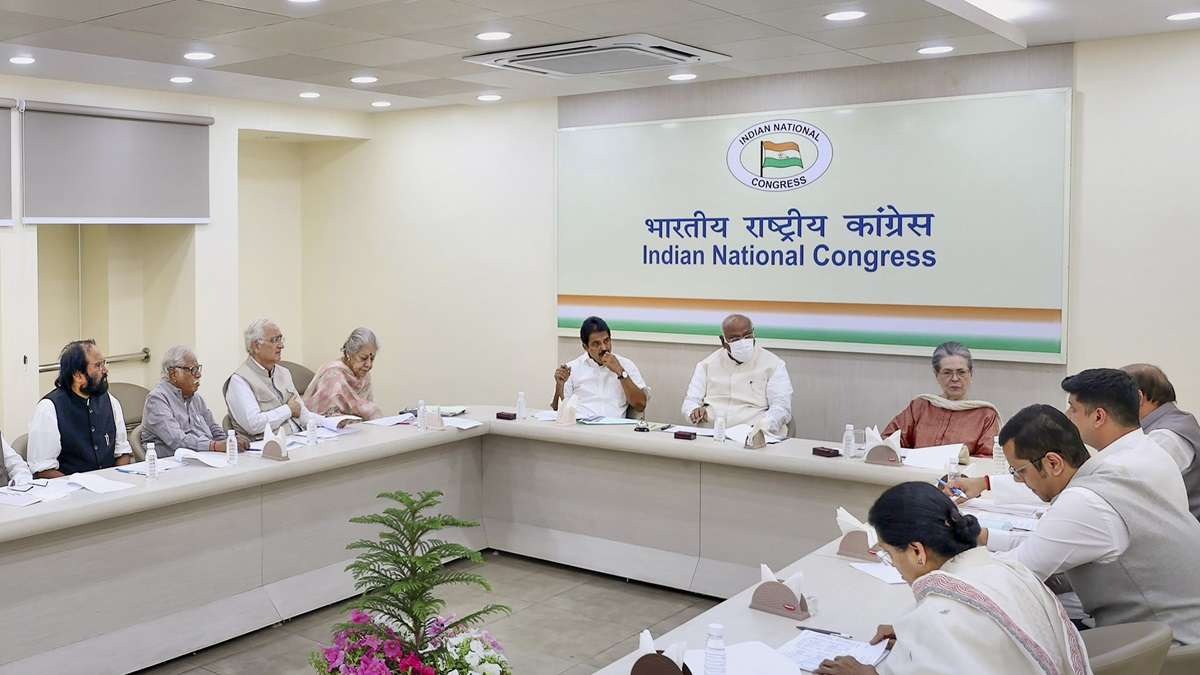 Doubt continues on Amethi-Rae Bareli, who got ticket from where in the eighth list of Congress