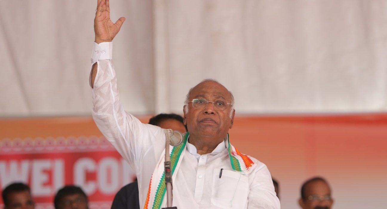 PM Modi give me time, I will explain Congress manifesto said Mallikarjun Kharge