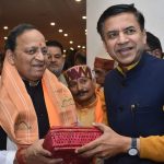 हर दिन 100 करोड़ से ज़्यादा जप्त कर रहा चुनाव आयोग, पूरी रक़म सुनकर आप तो क्या ‘कुबेर’ भी हैरान हो जायें