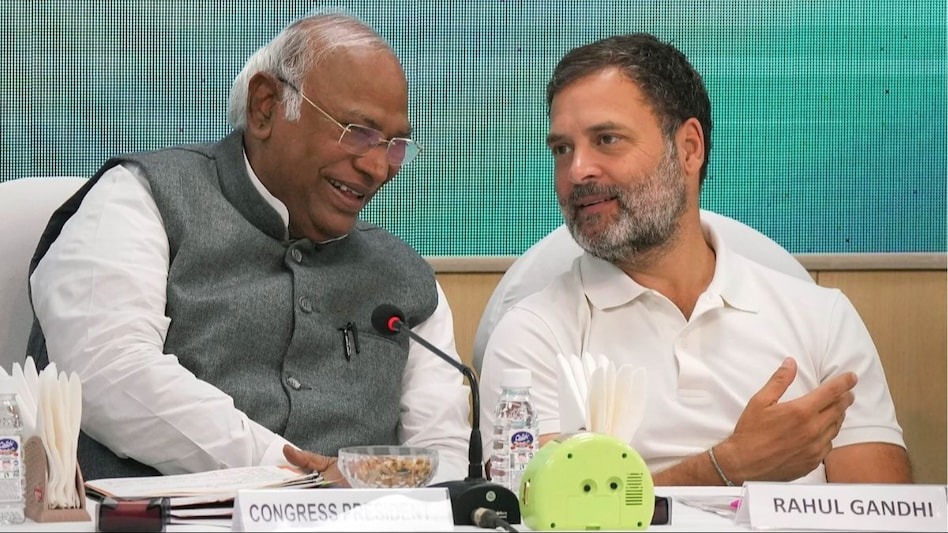 Four names in the new list of Congress, list released for three seats of Odisha and one seat of West Bengal.